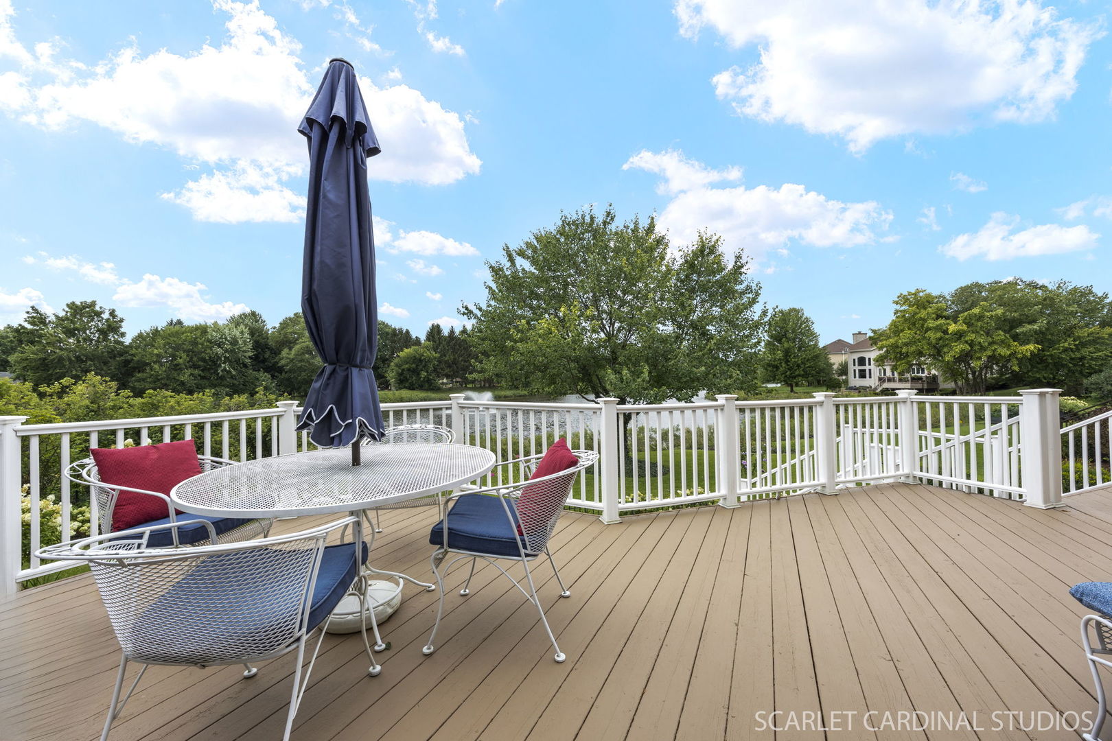 2124 Leverenz Road