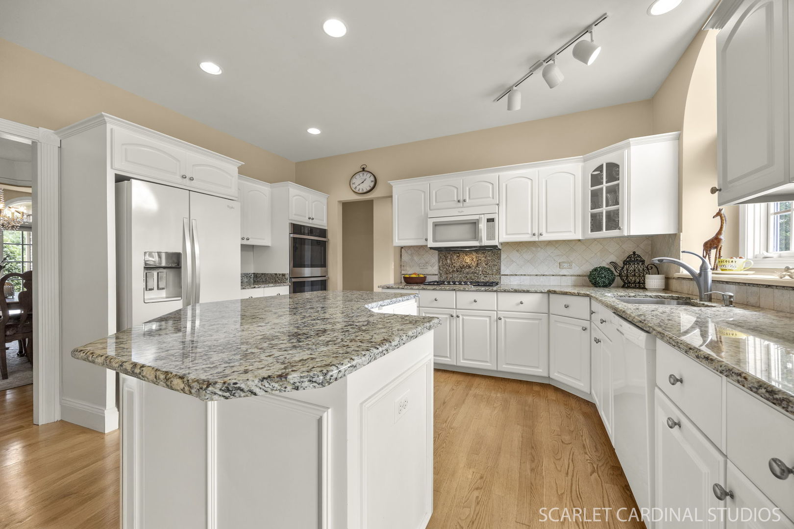 2124 Leverenz Road