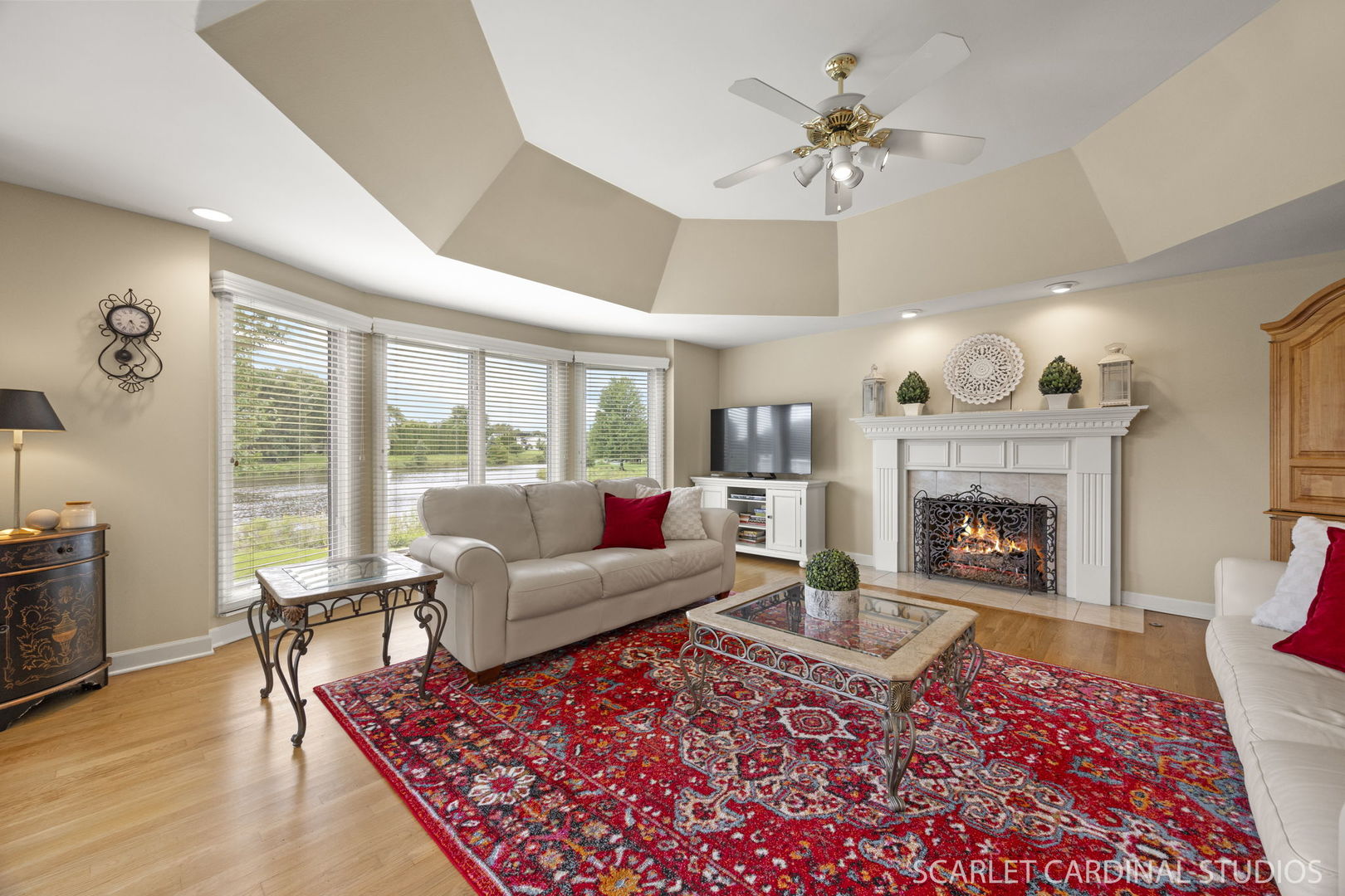 2124 Leverenz Road