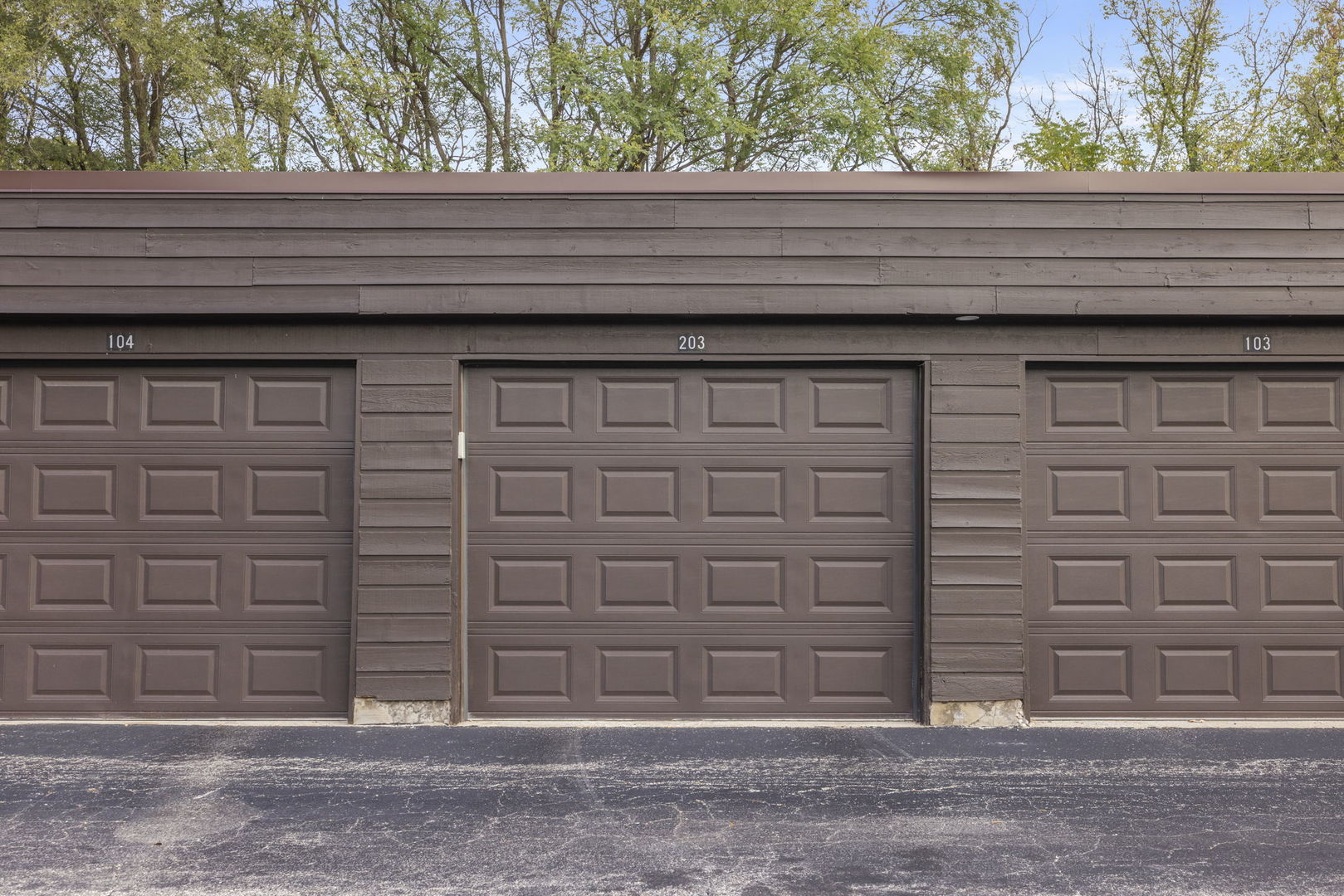 1412 N Sterling Avenue Unit: 203
