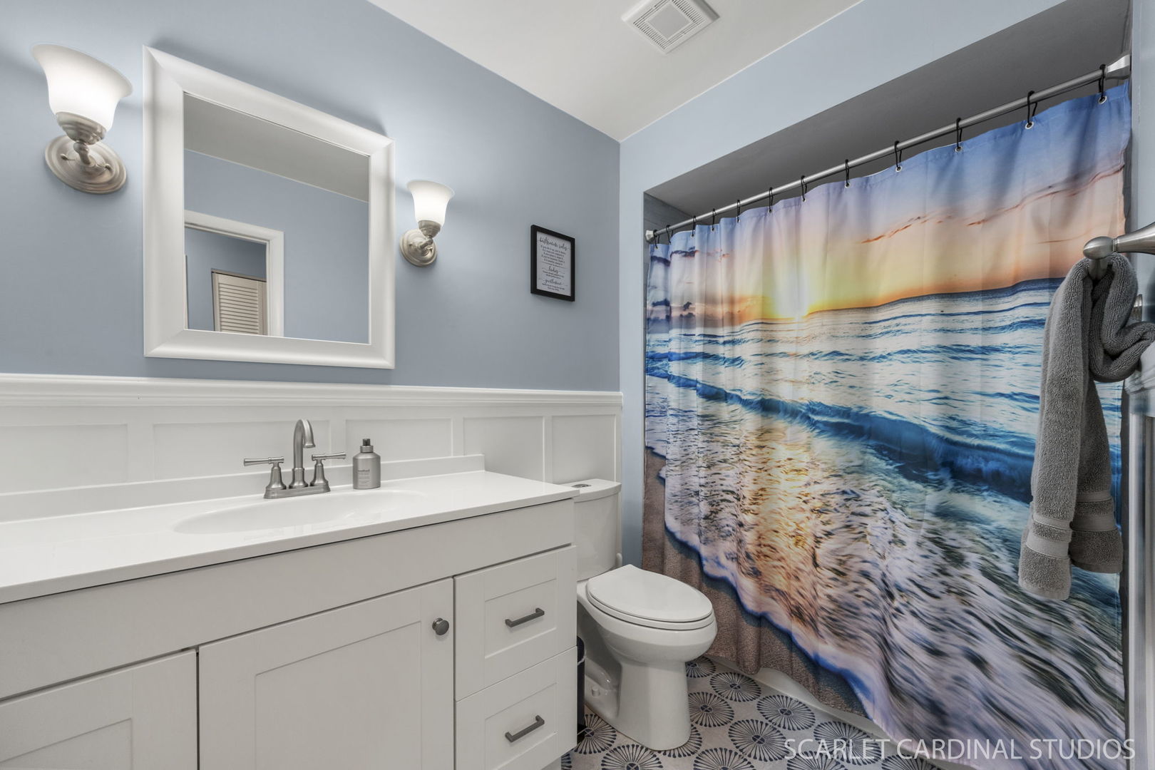 1412 N Sterling Avenue Unit: 203