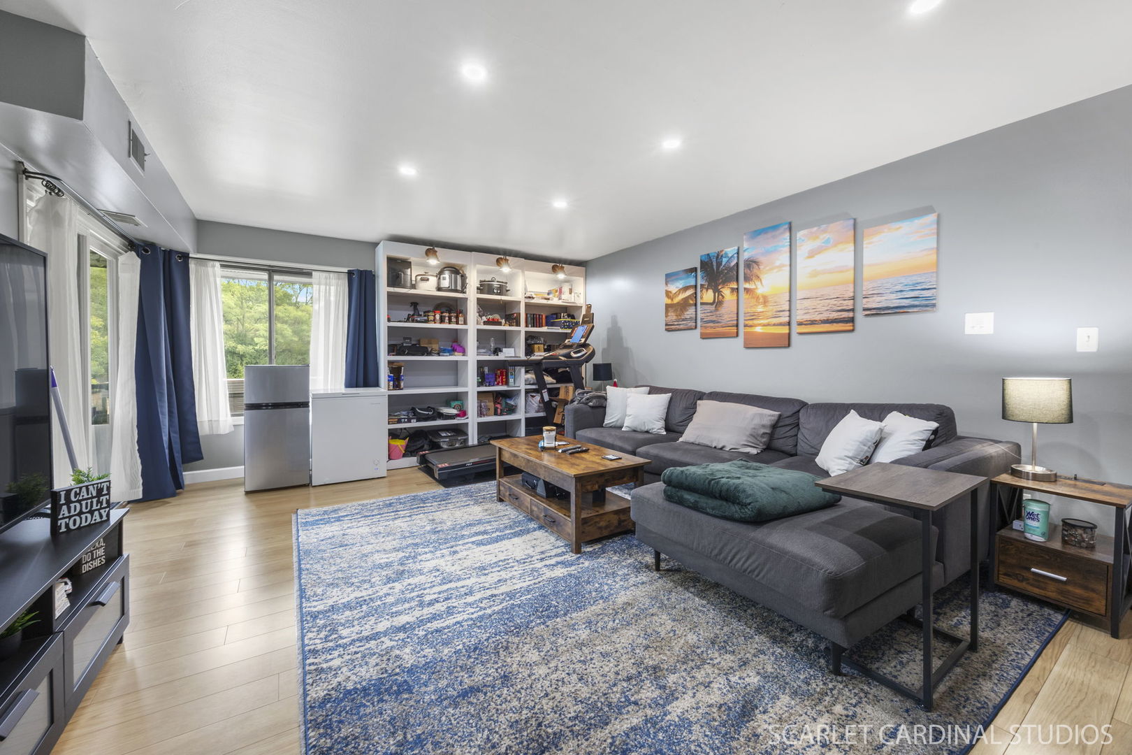 1412 N Sterling Avenue Unit: 203