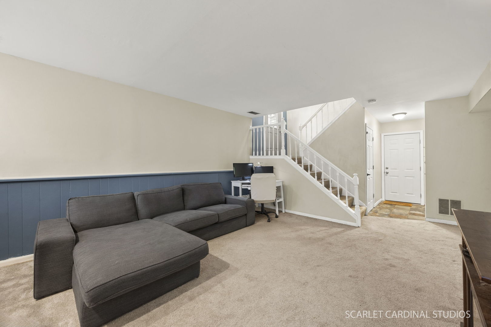 2221 Woodland Circle