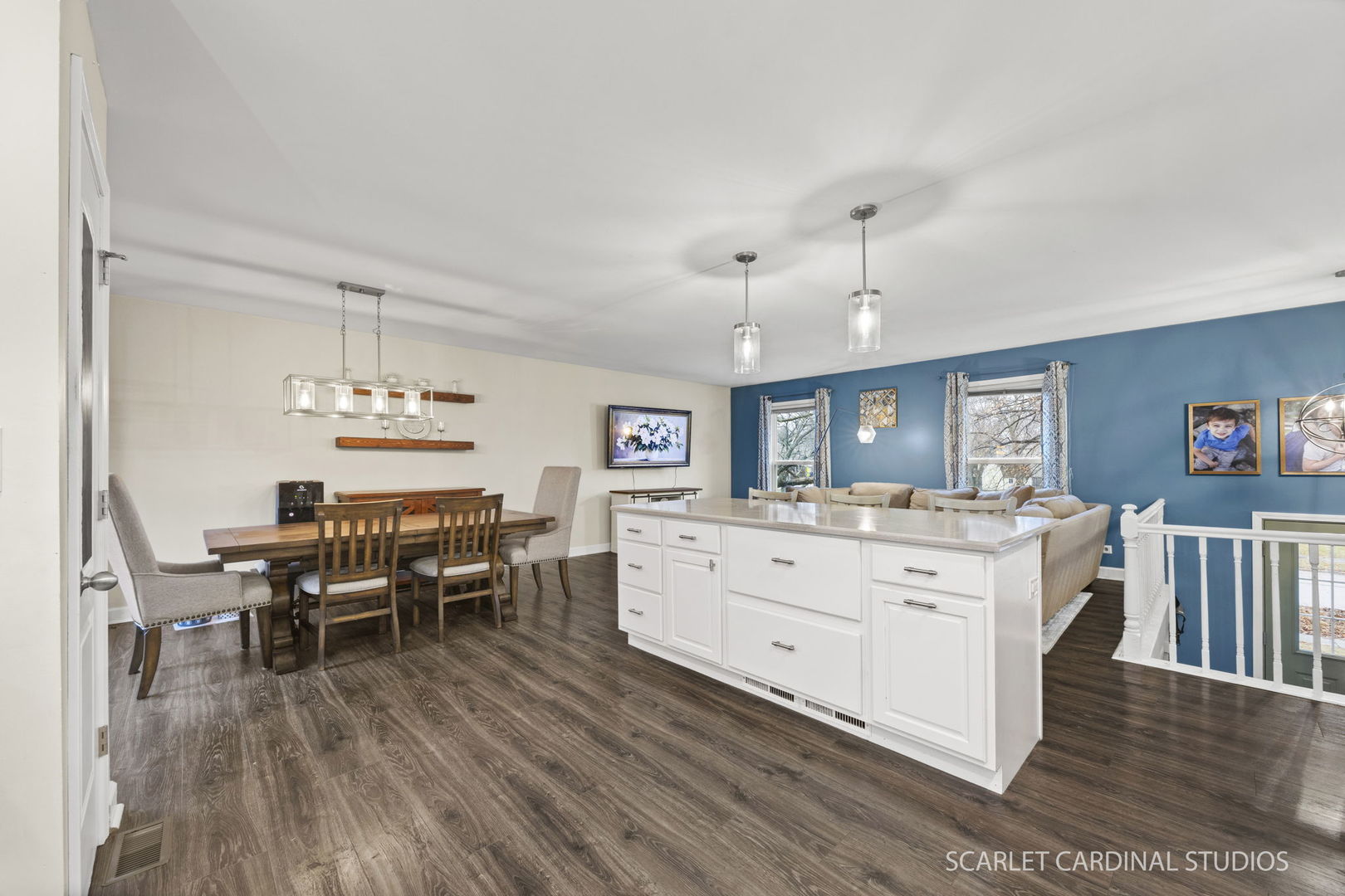 2221 Woodland Circle