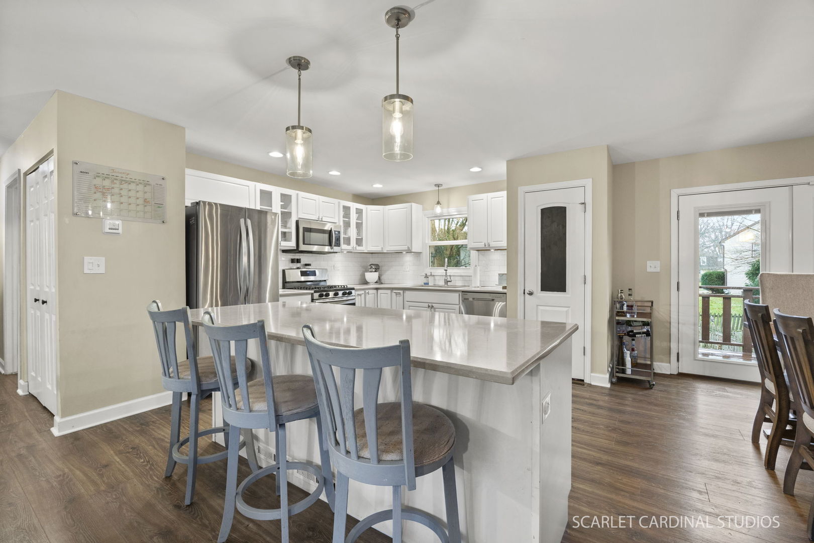 2221 Woodland Circle