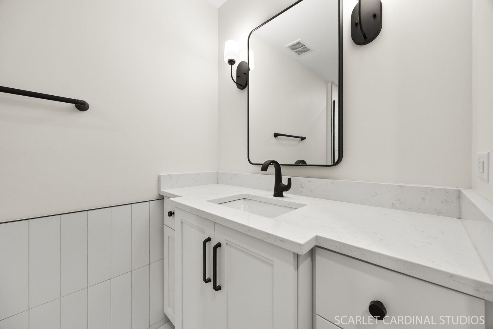 715-717 N Brainard Street