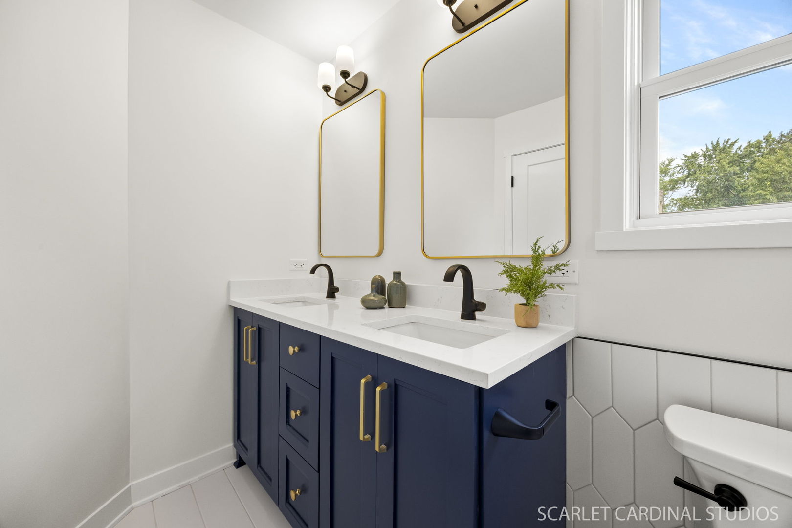 717 N Brainard Street