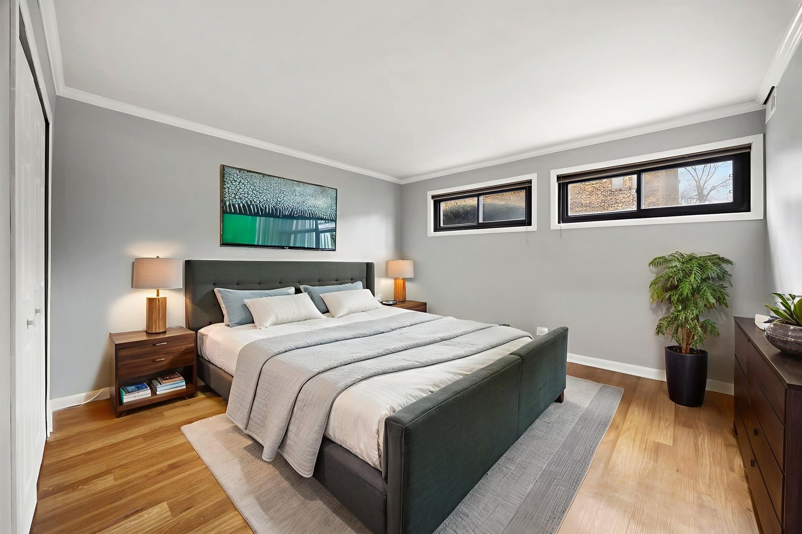 2208 Country Club Drive Unit: 6