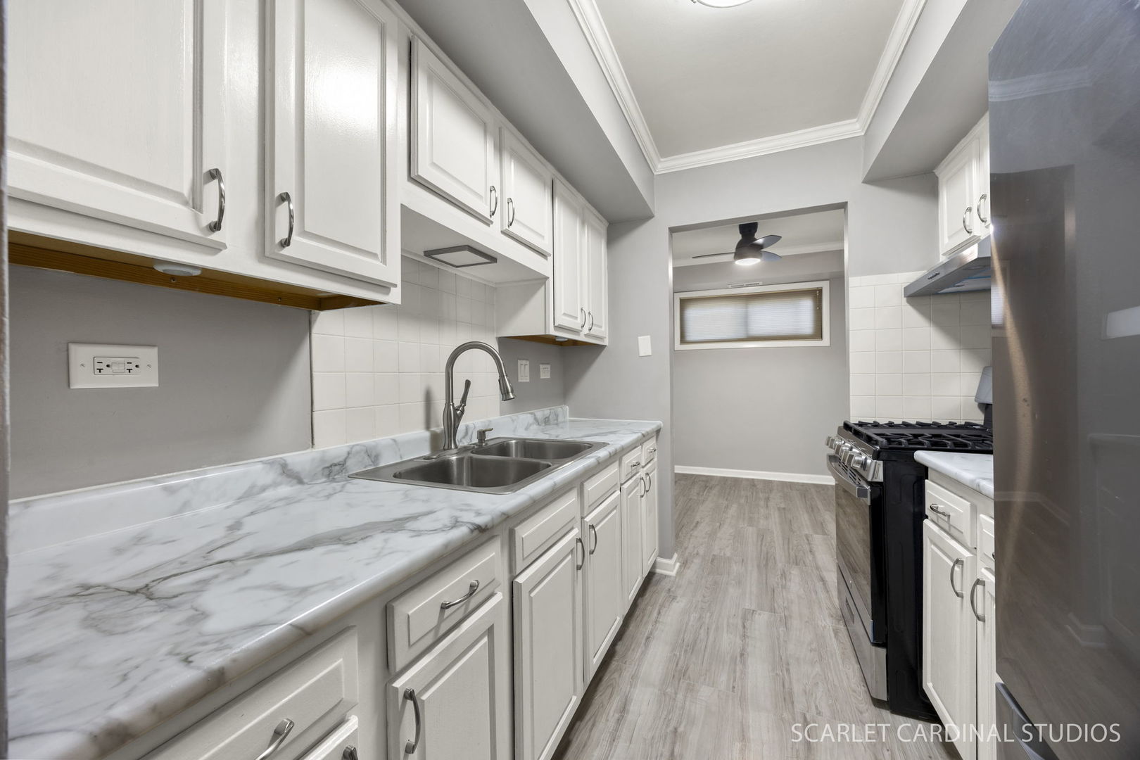 2208 Country Club Drive Unit: 6