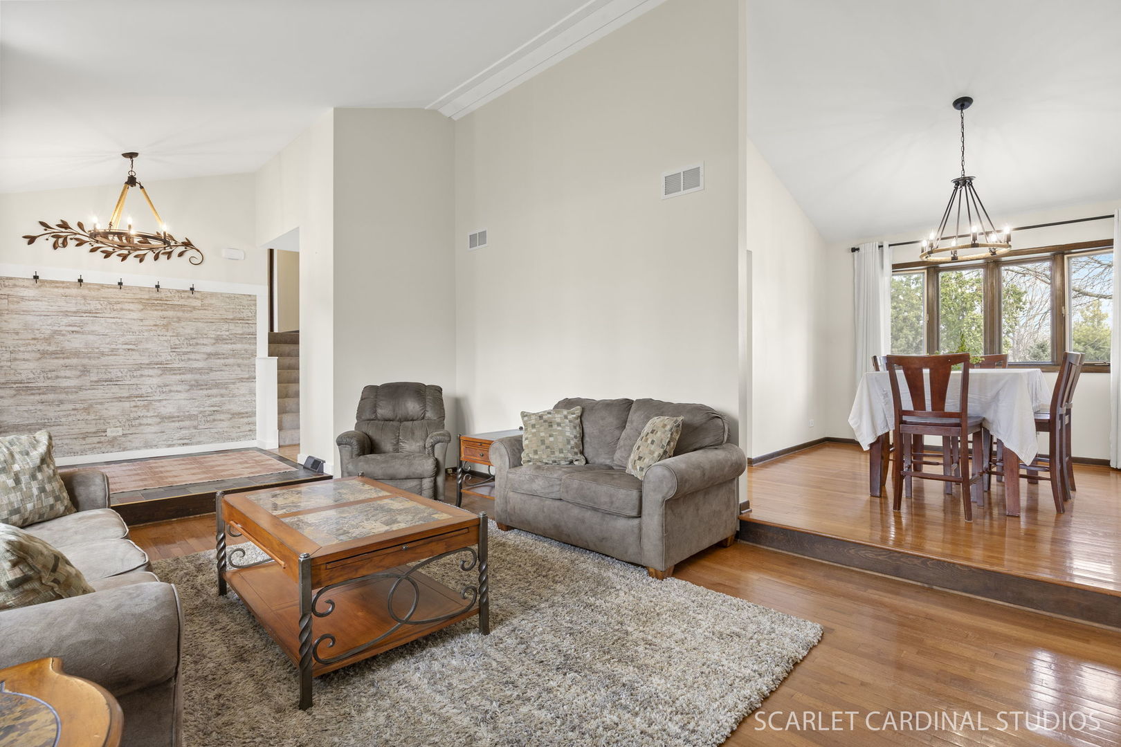 12805 S Elaine Drive