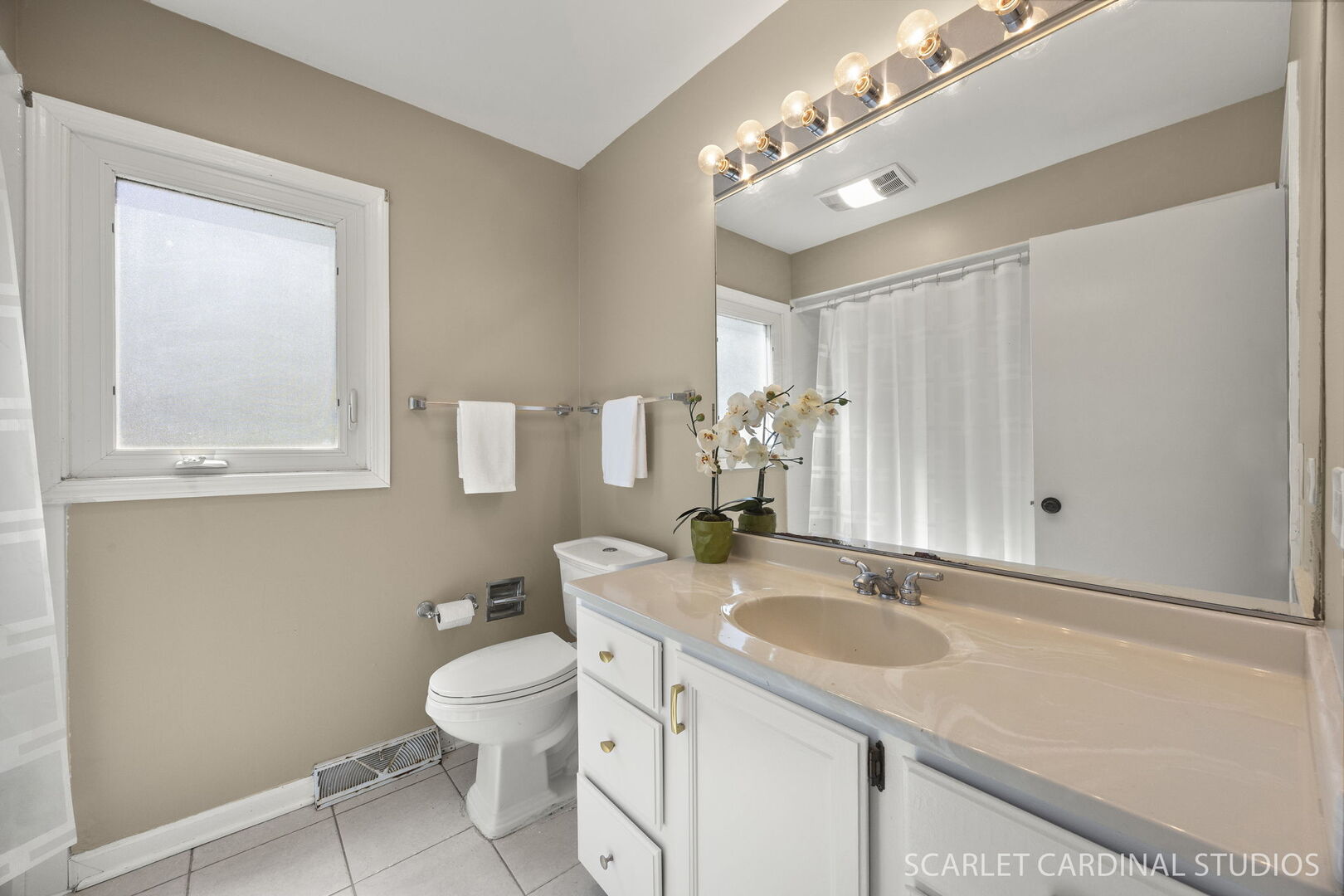 1120 Summit Hills Lane