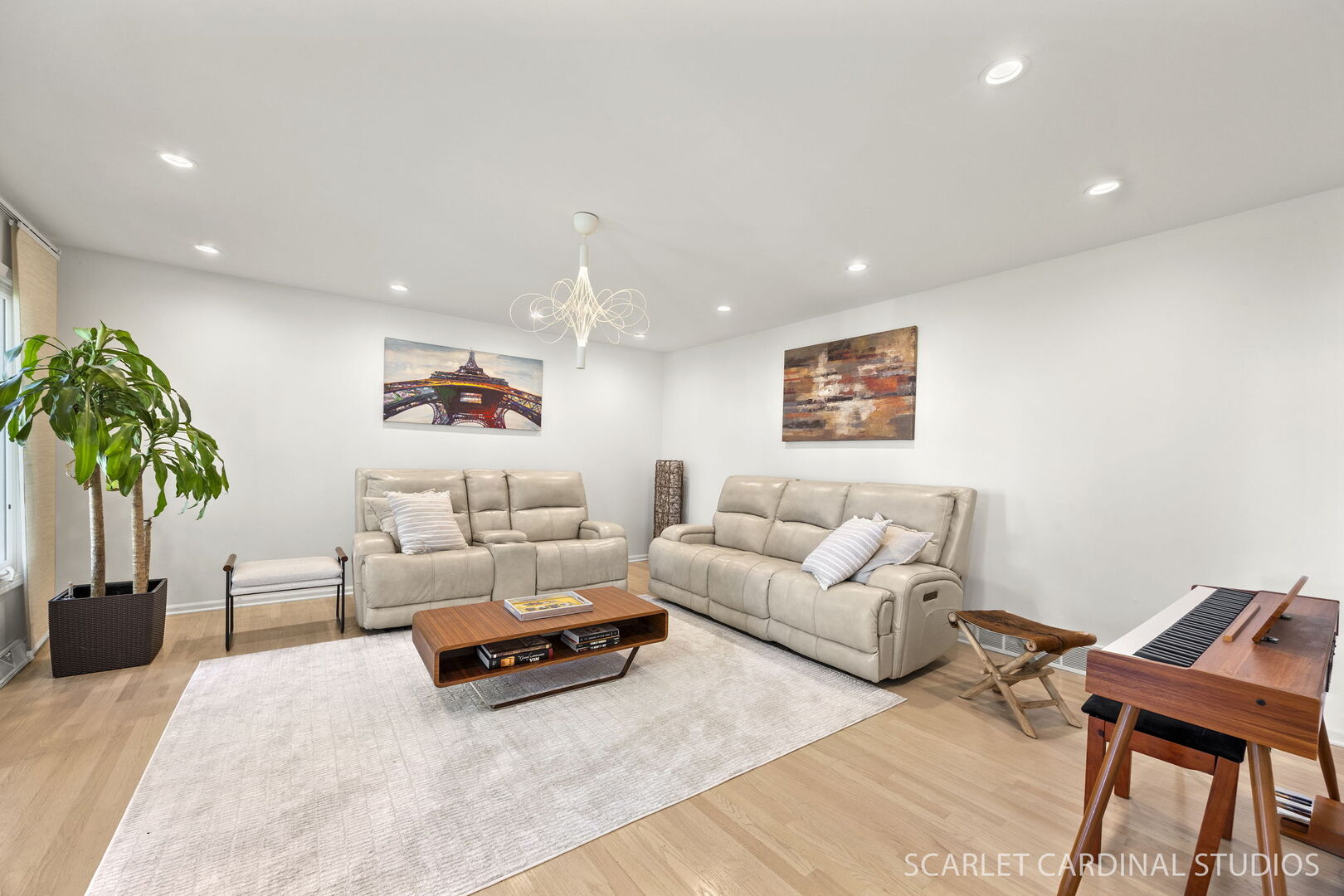 1120 Summit Hills Lane