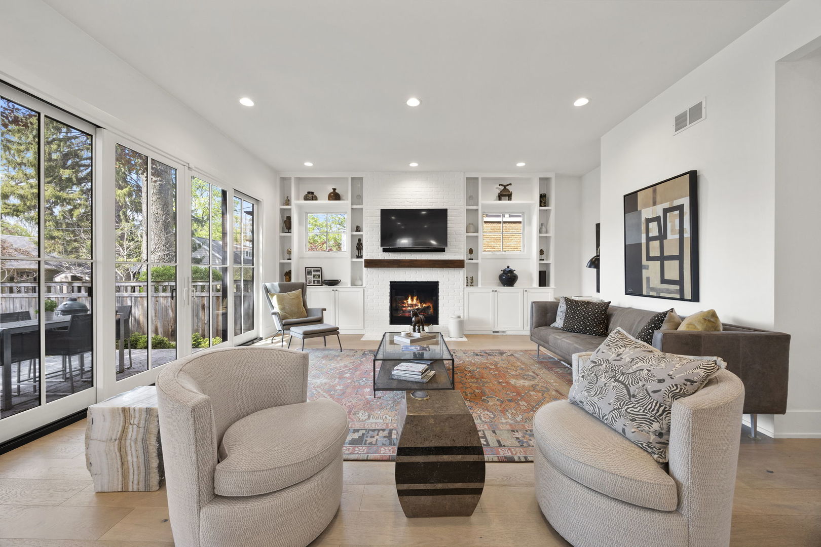 121 N Julian Street