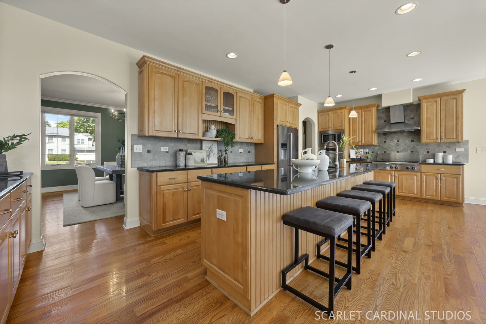 6S181 Concord Road