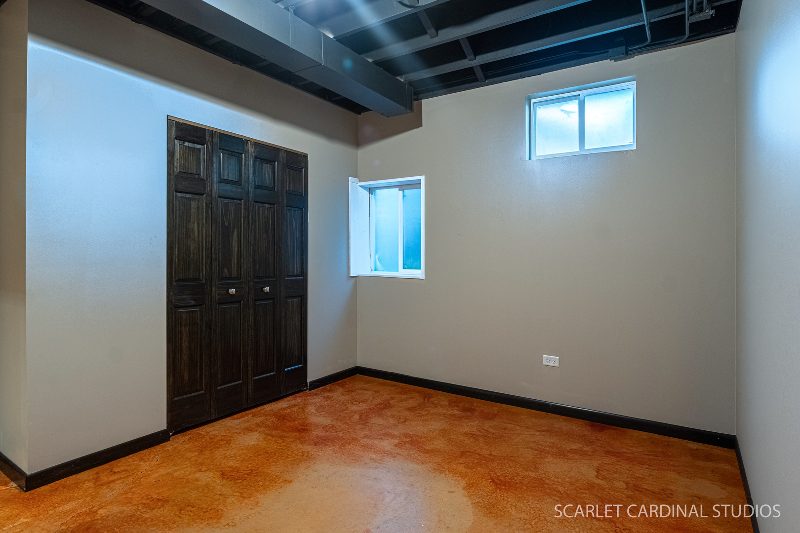 1600 Harris Drive