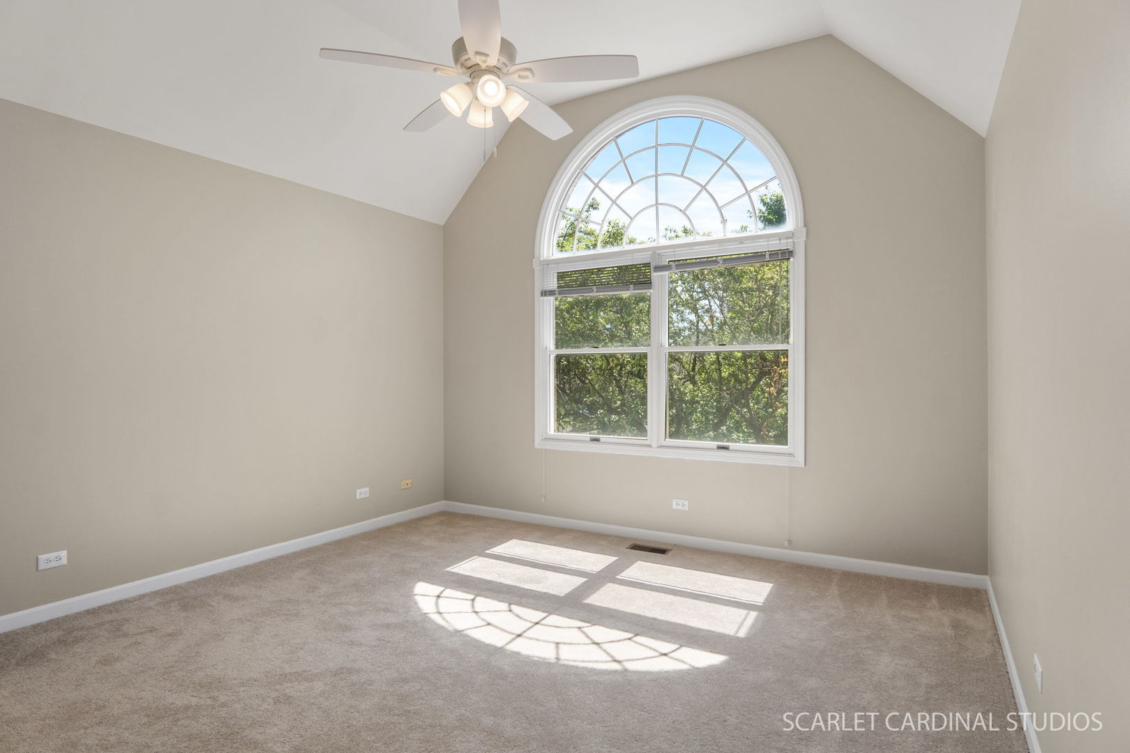 1600 Harris Drive