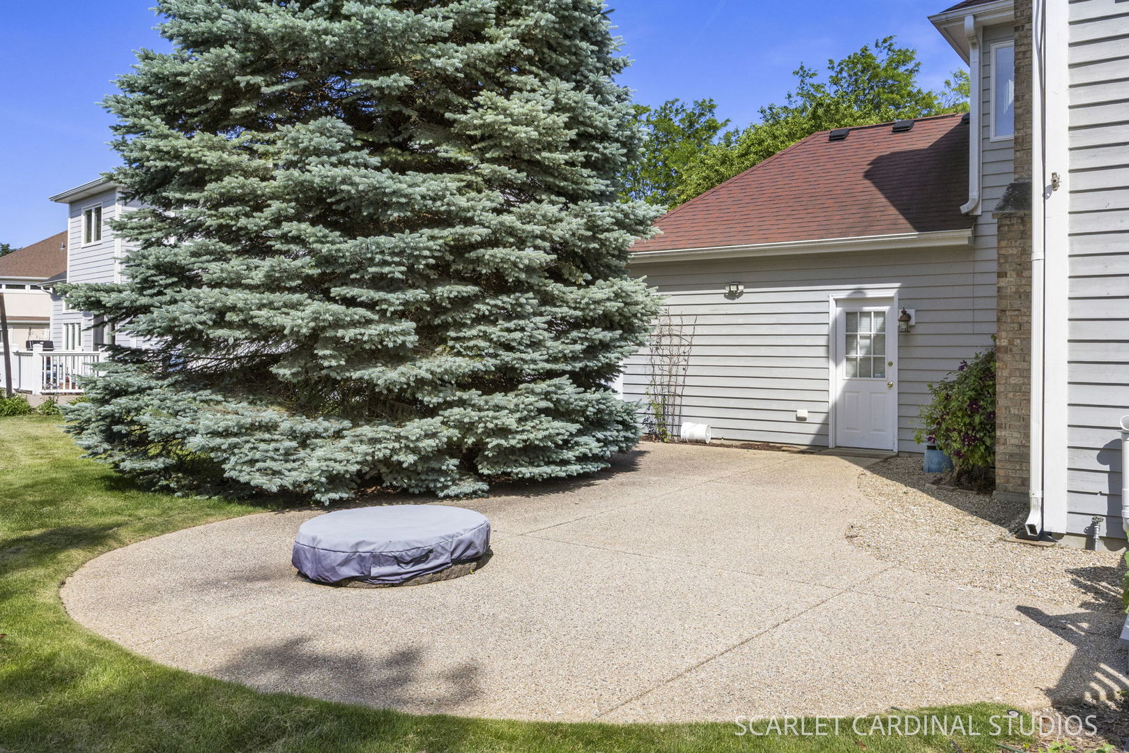 1600 Harris Drive