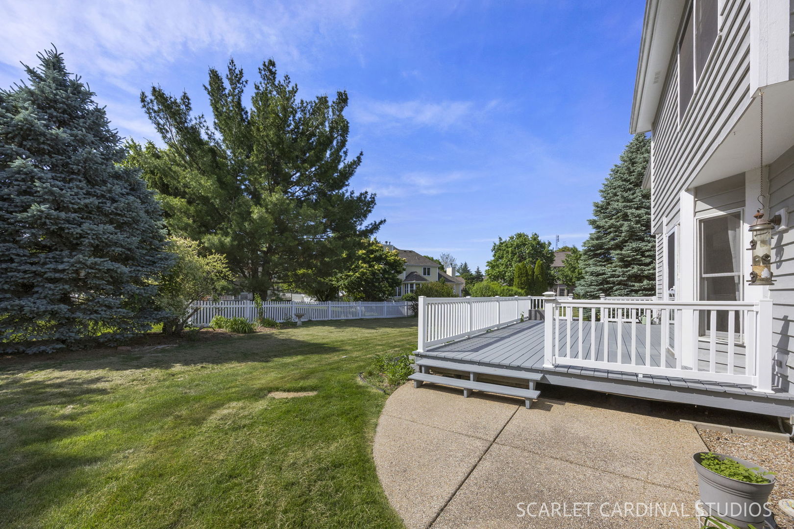 1600 Harris Drive