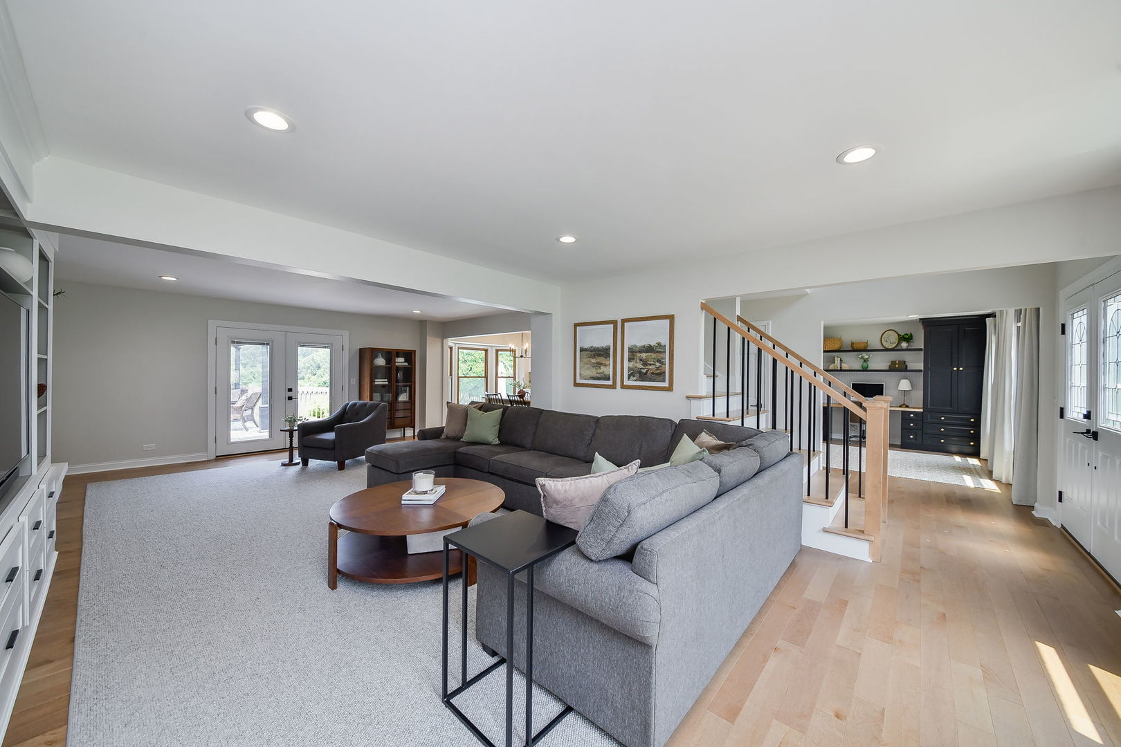 25W184 Setauket Avenue