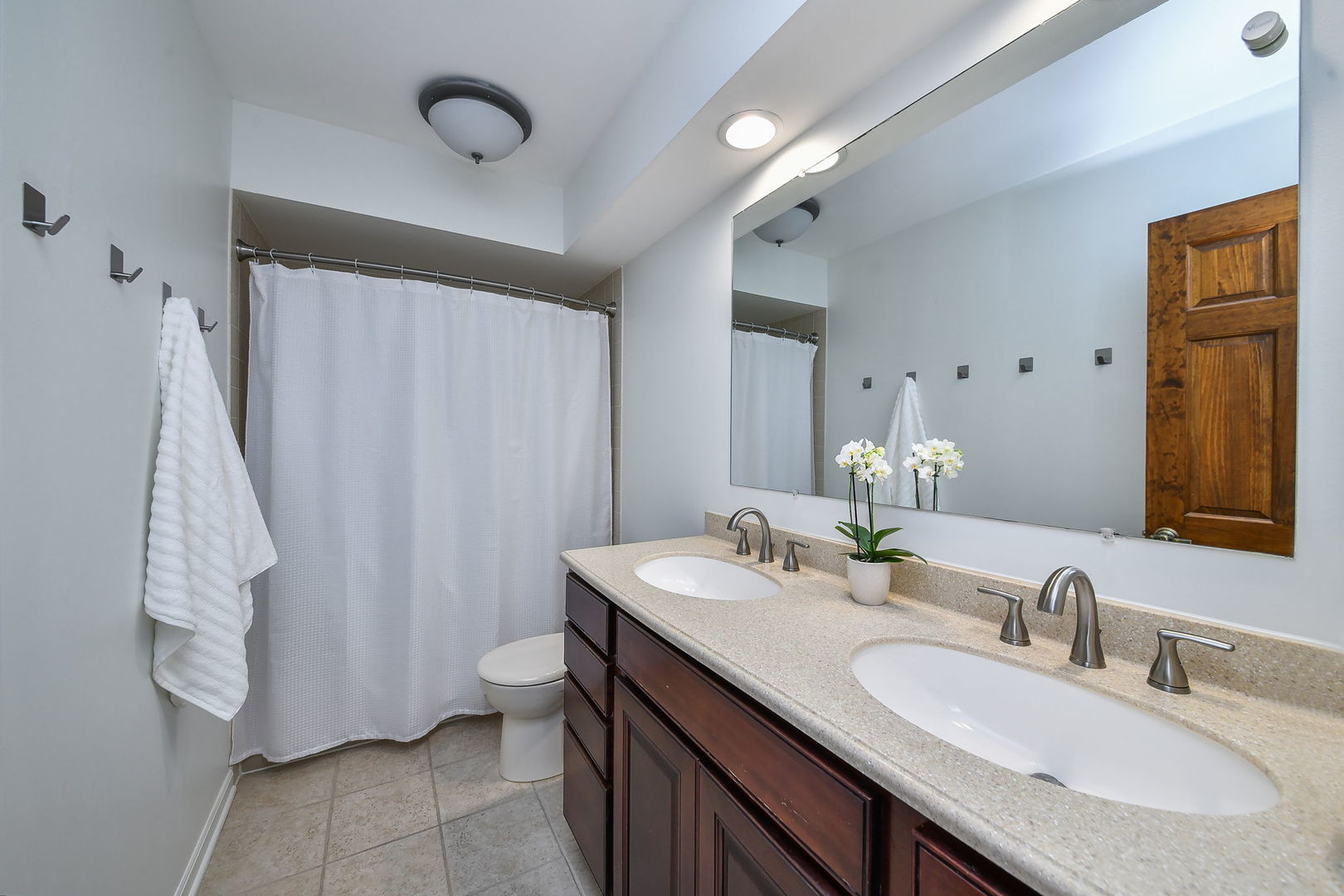 25W184 Setauket Avenue
