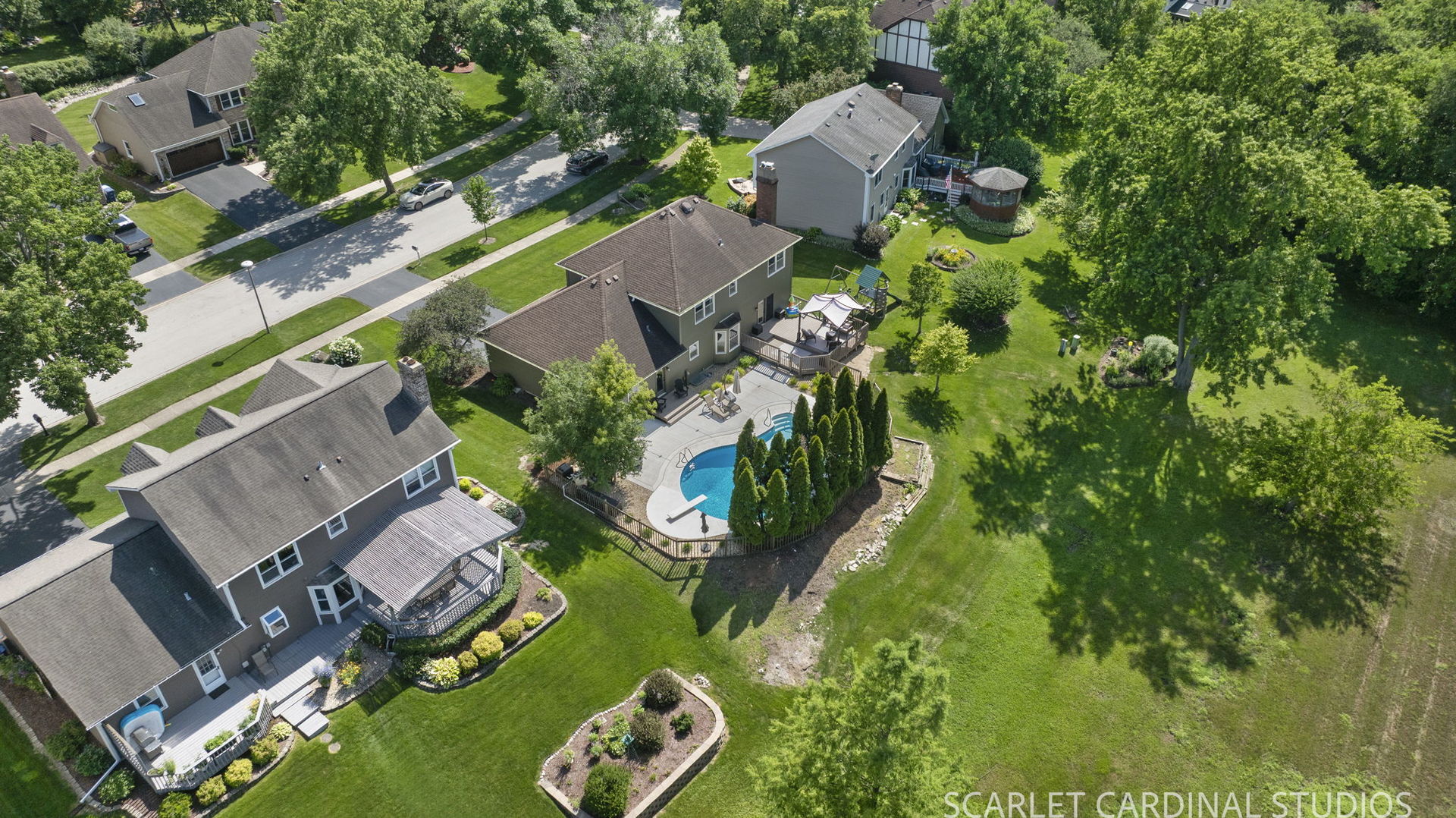 25W184 Setauket Avenue