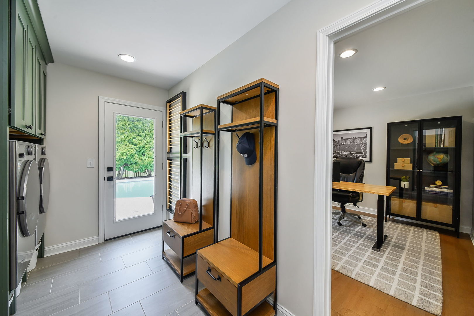 25W184 Setauket Avenue