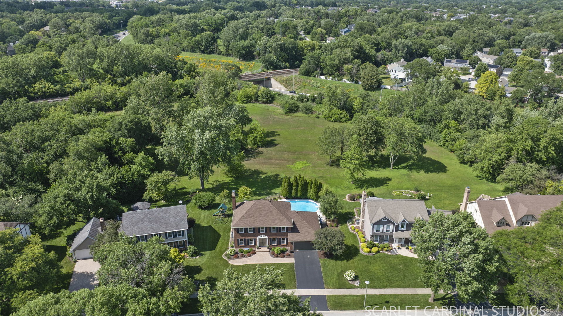 25W184 Setauket Avenue