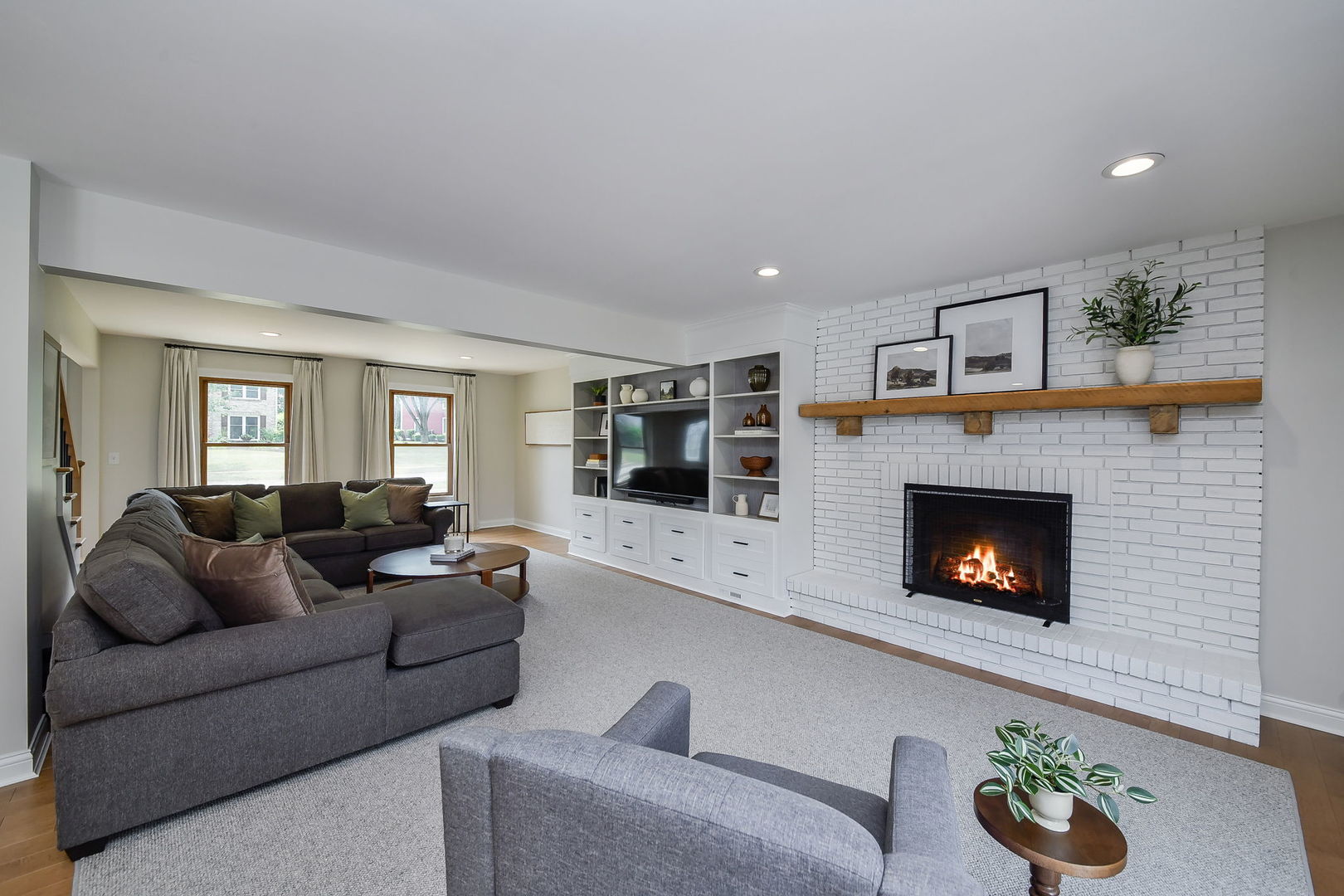 25W184 Setauket Avenue