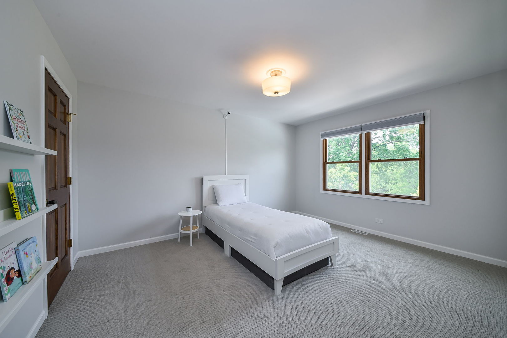 25W184 Setauket Avenue