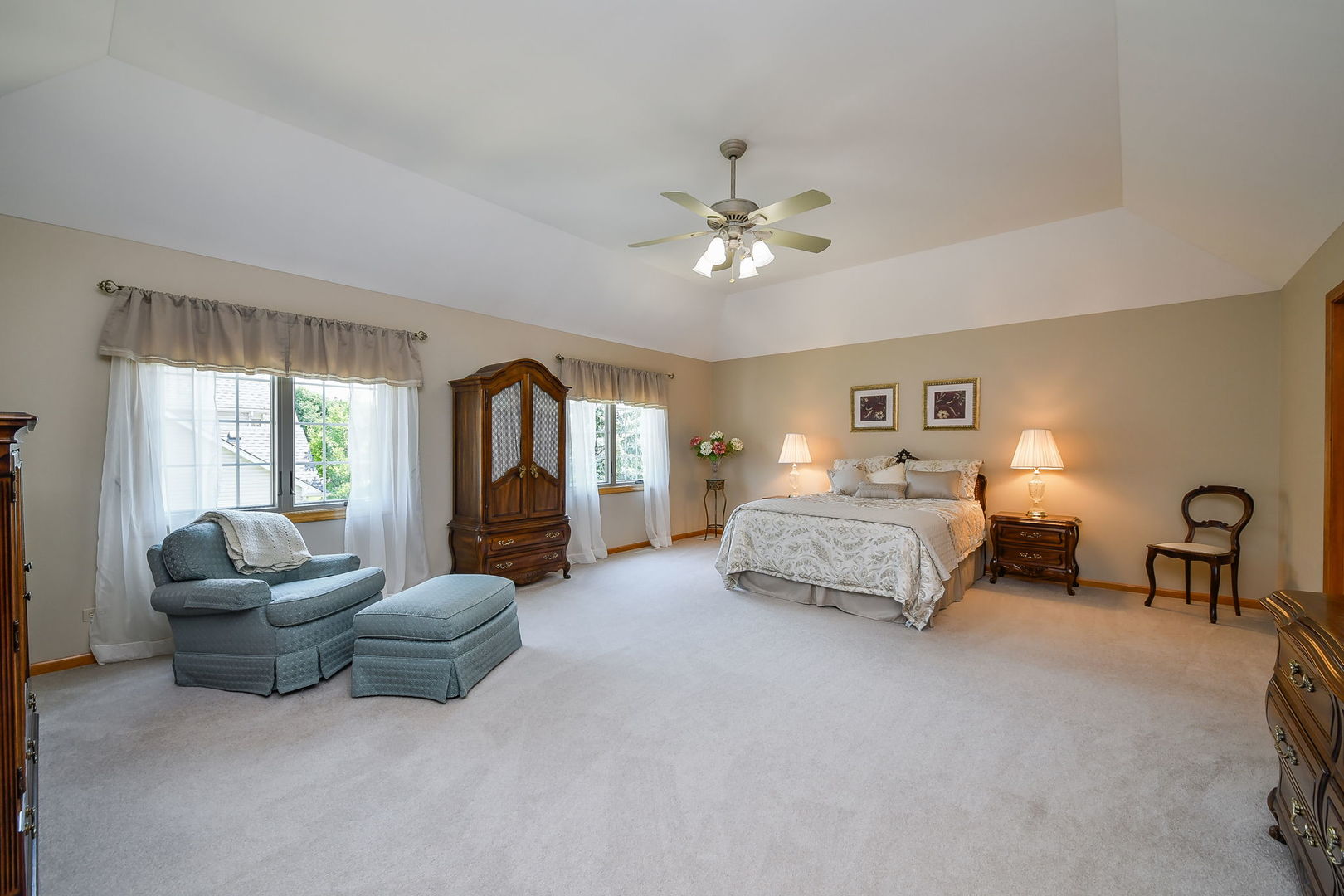 3940 Highknob Circle