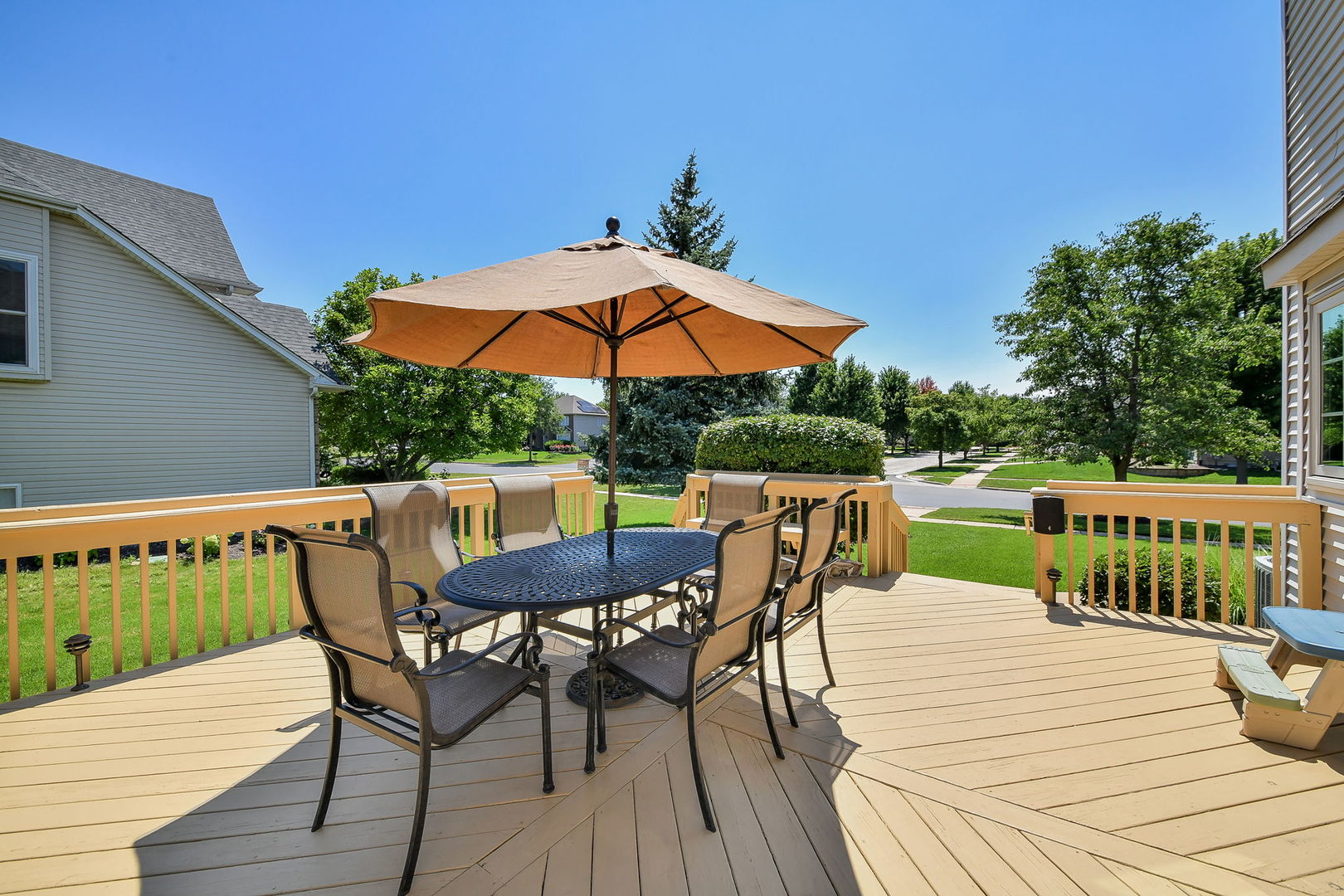 3940 Highknob Circle
