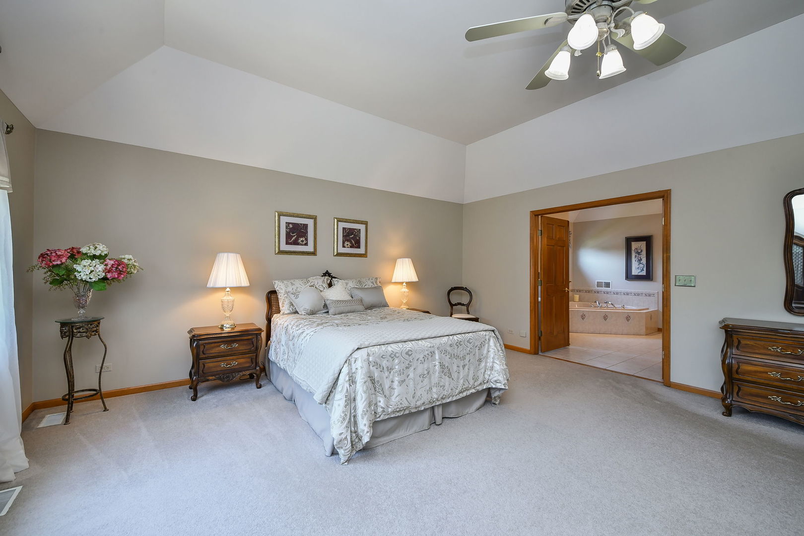 3940 Highknob Circle