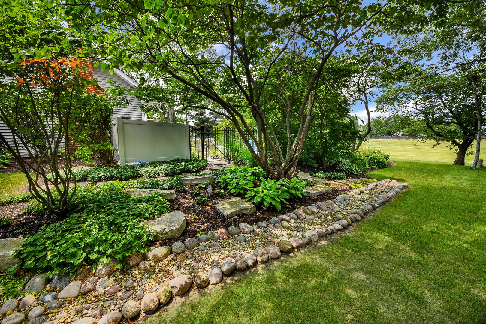 571 Apple River Drive