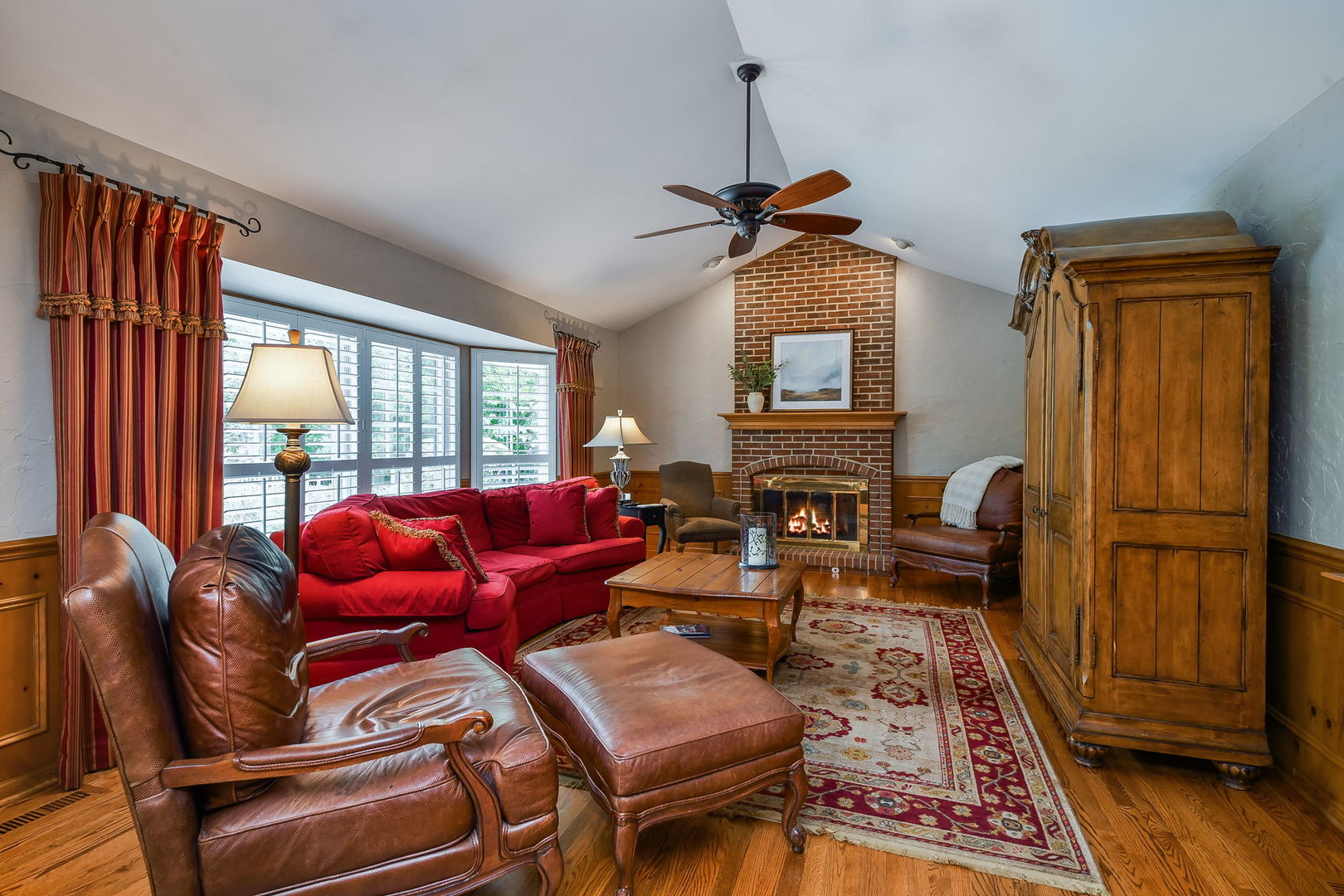 571 Apple River Drive