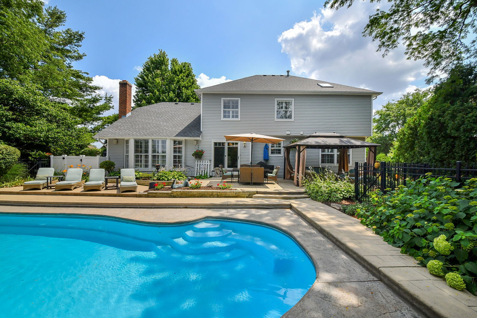 571 Apple River Drive