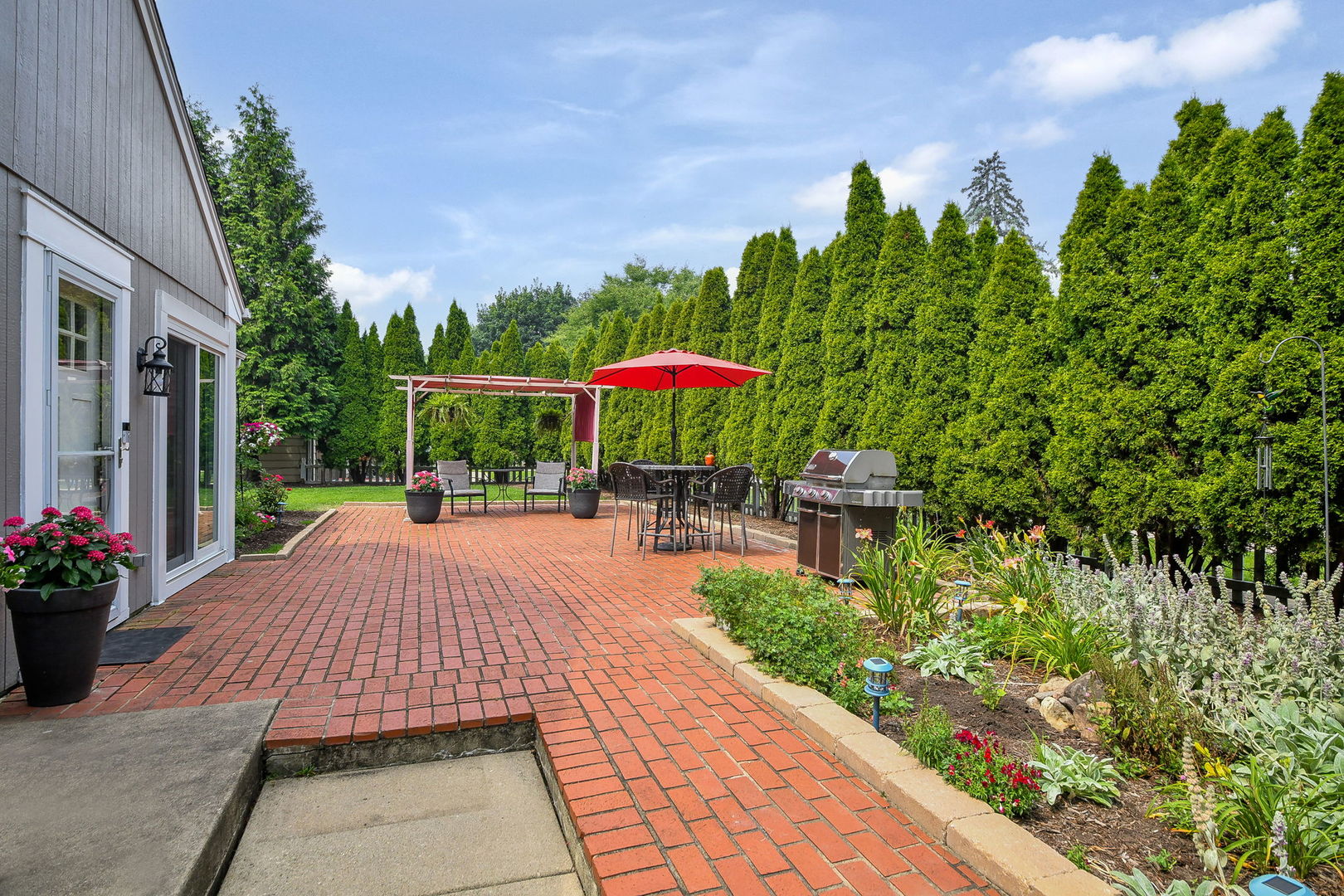 925 Churchill Drive