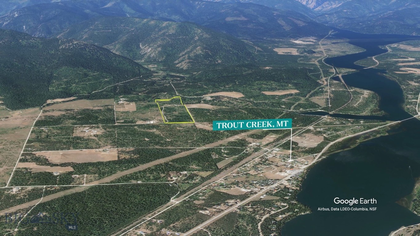 135 Squire Lane South