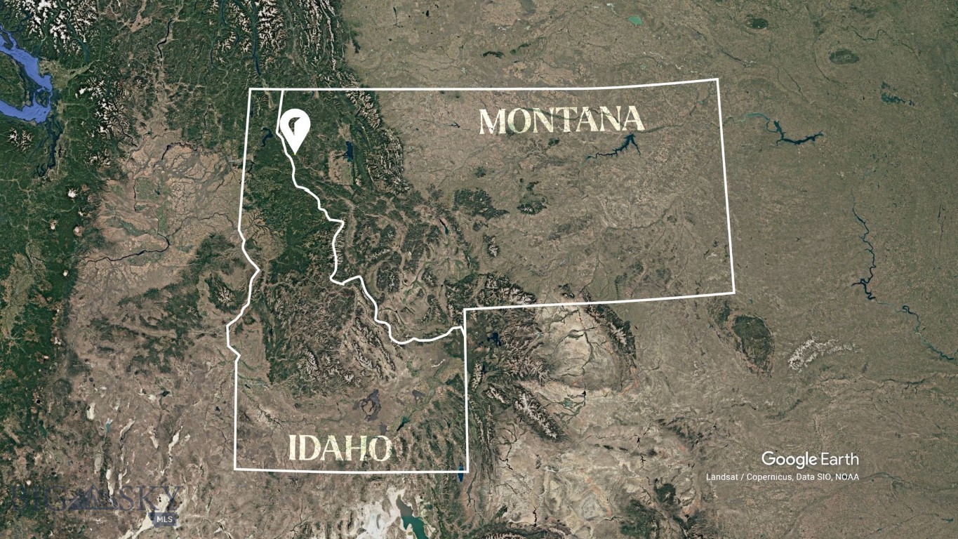 135 Squire Lane South