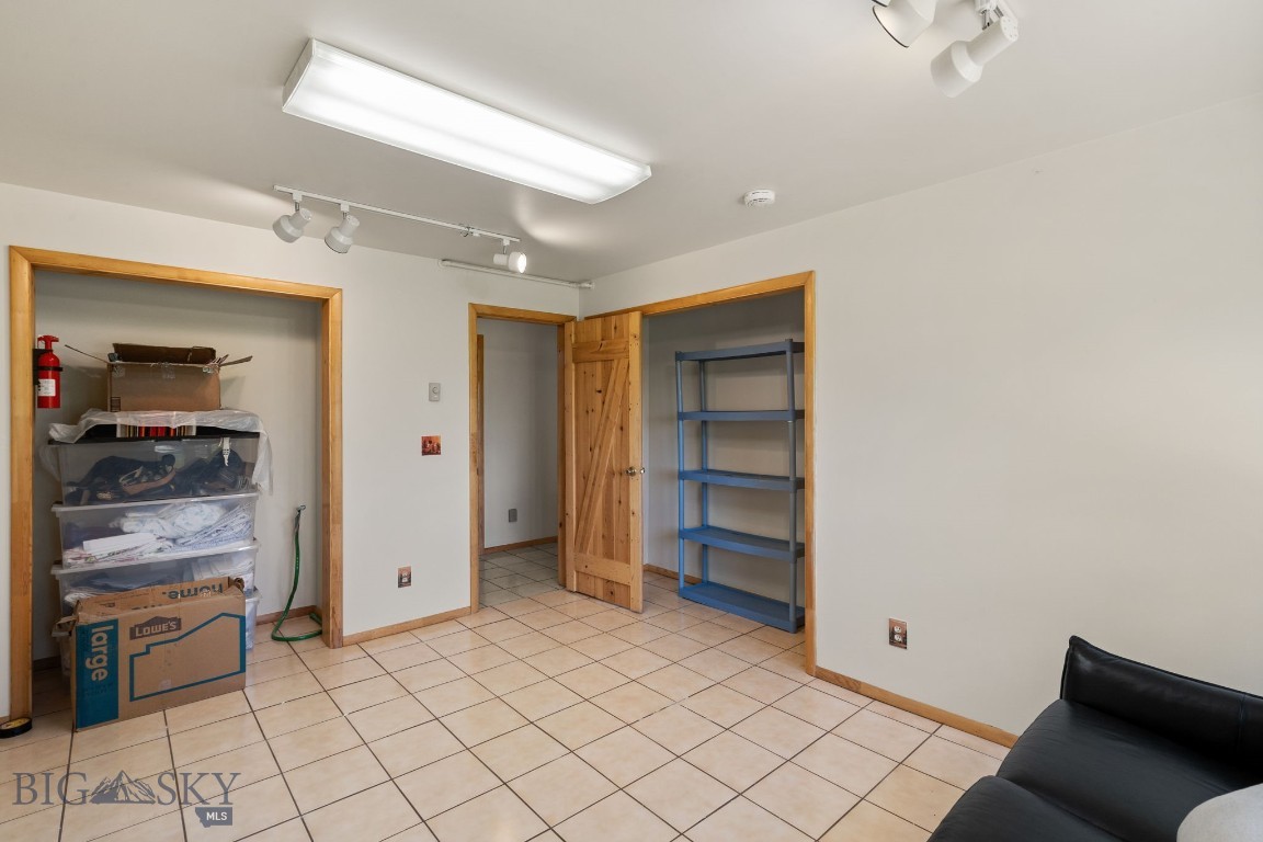 8965 Sandy Creek Lane