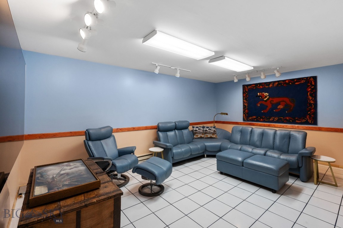 8965 Sandy Creek Lane