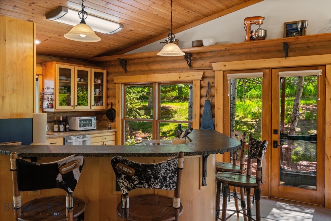 8965 Sandy Creek Lane