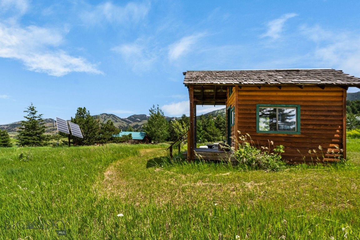 8965 Sandy Creek Lane