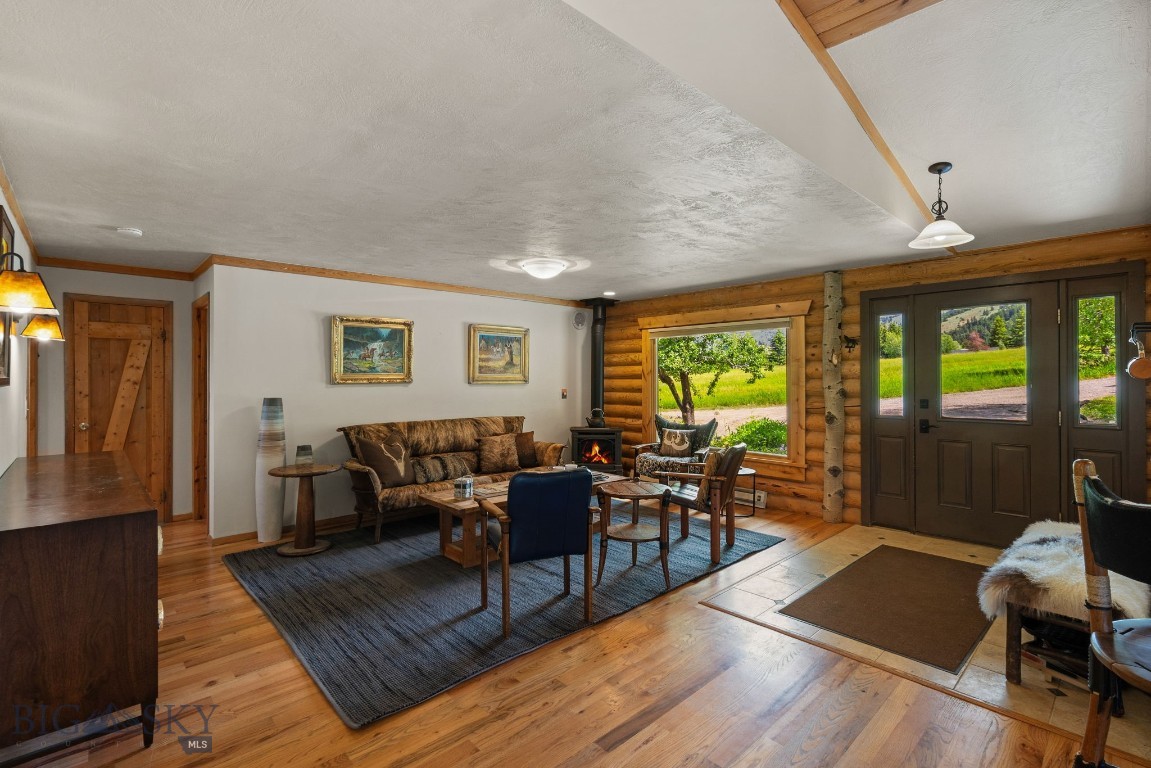 8965 Sandy Creek Lane