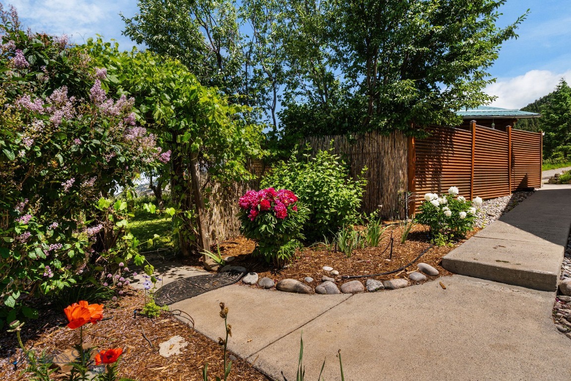 8965 Sandy Creek Lane