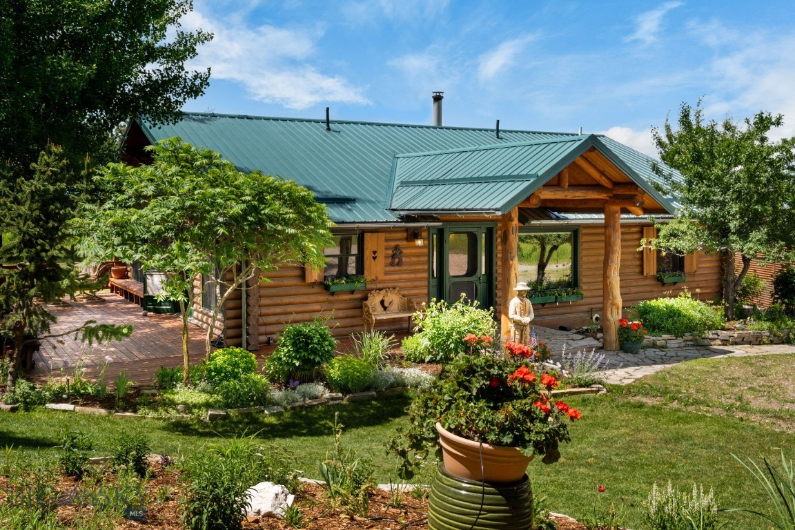 8965 Sandy Creek Lane