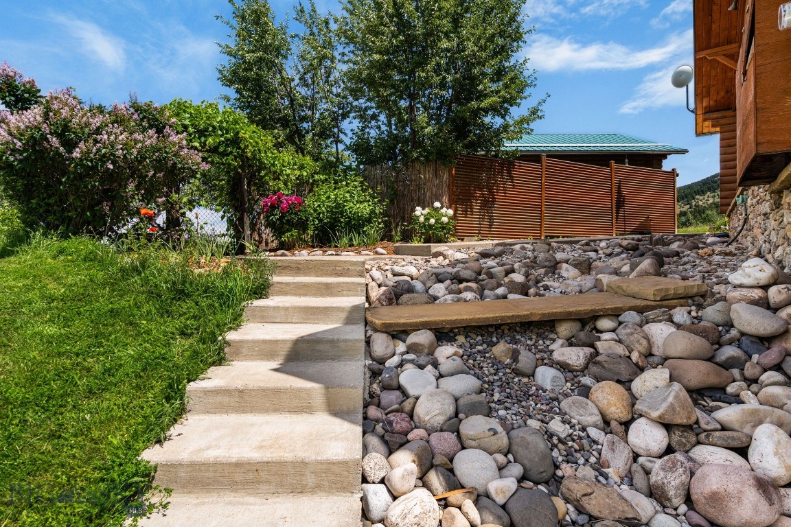 8965 Sandy Creek Lane