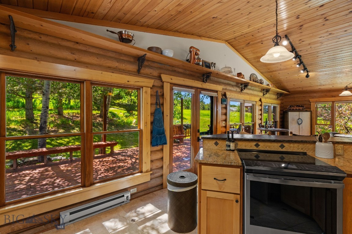 8965 Sandy Creek Lane