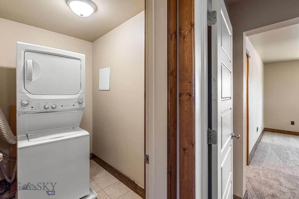 1607 Tempest Court