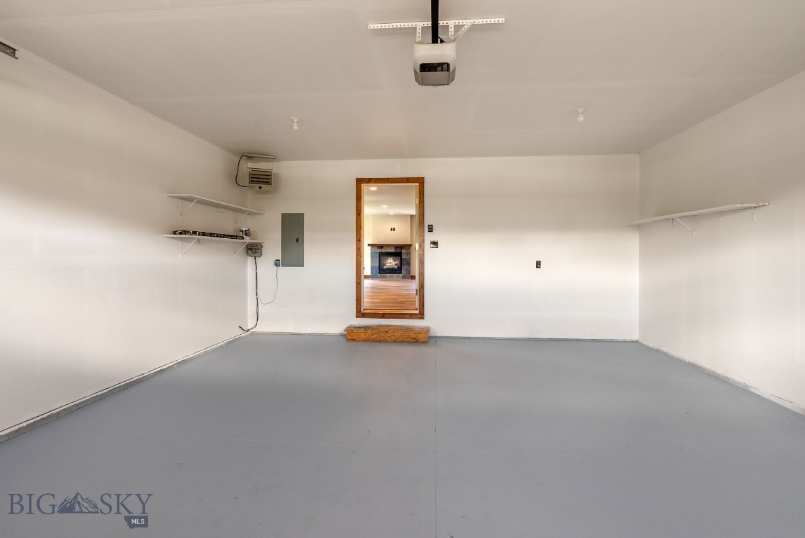 1607 Tempest Court
