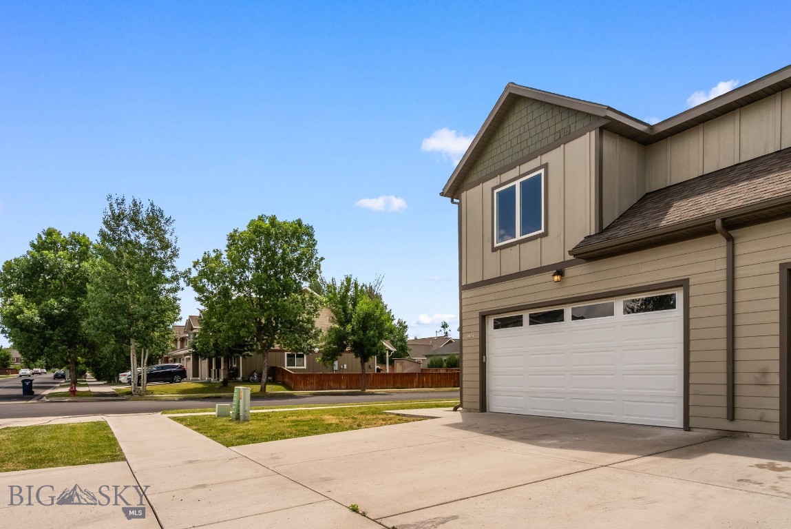 1607 Tempest Court